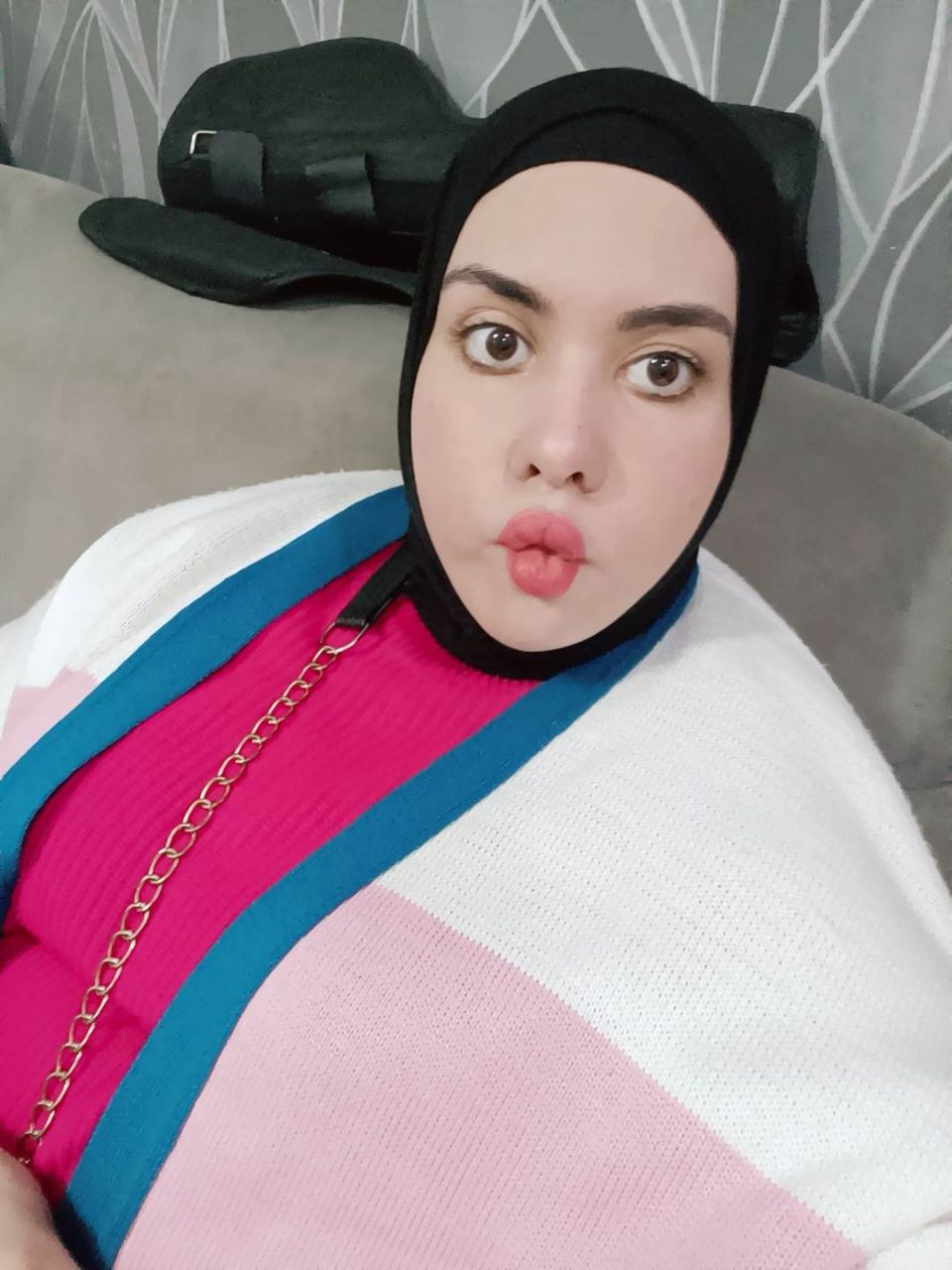 نودز لبوه محجبه تخينه