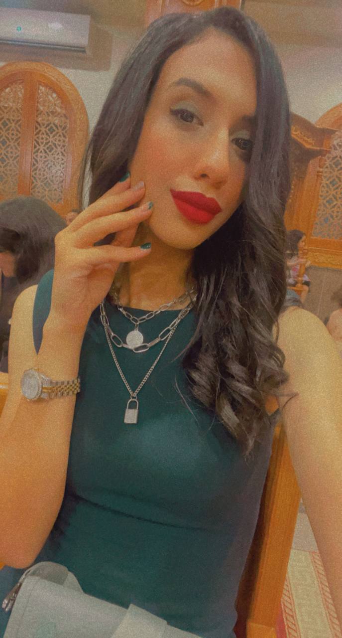 نودز مصريه جسمها رفيع